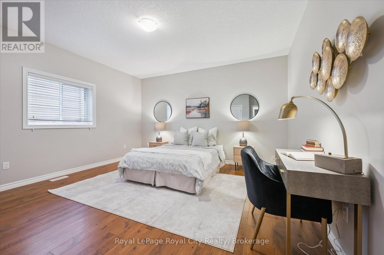 












470 ELORA STREET

,
Centre Wellington (Fergus),




Ontario
N1M1Y8

