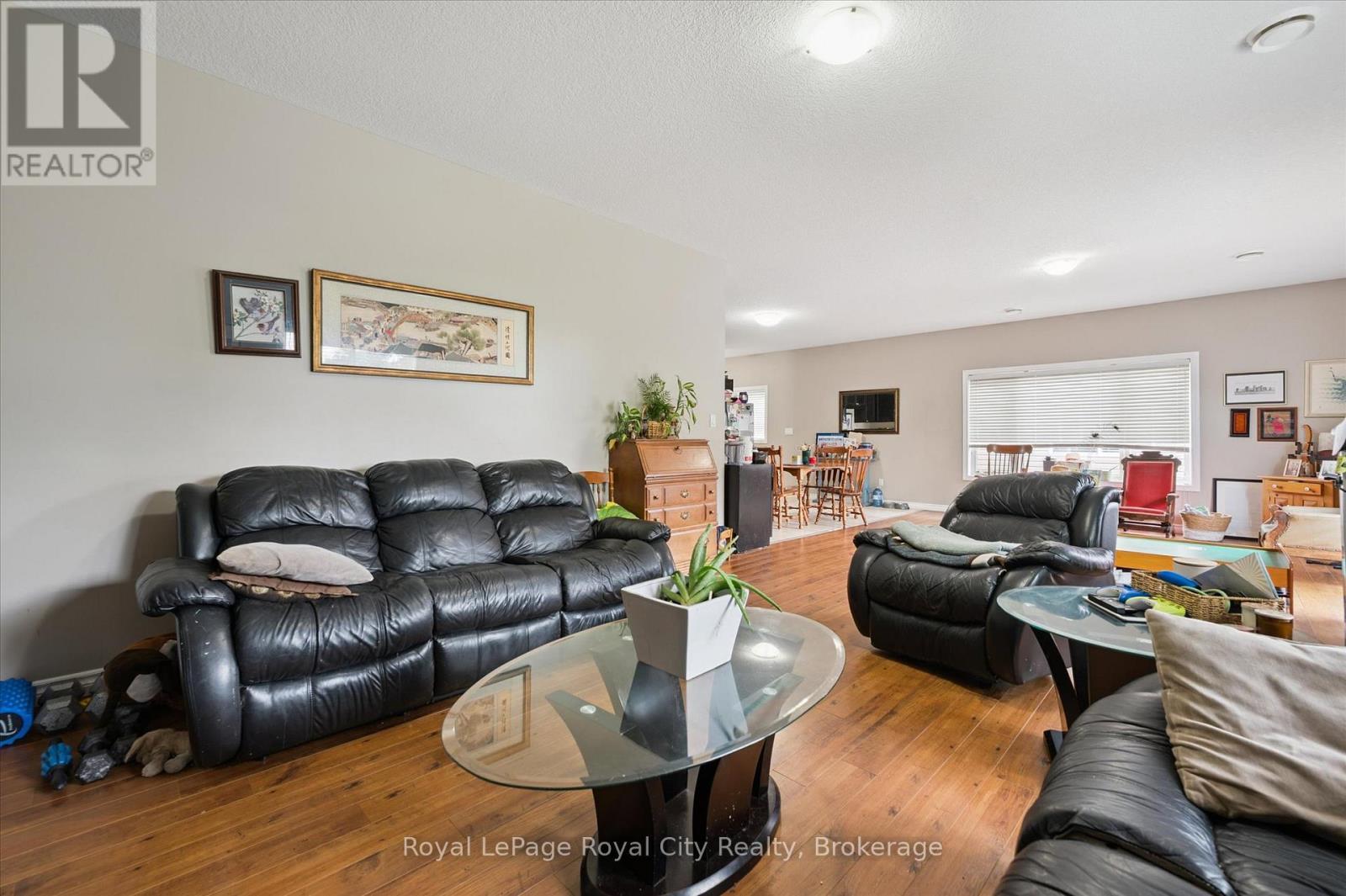 












470 ELORA STREET

,
Centre Wellington (Fergus),




Ontario
N1M1Y8

