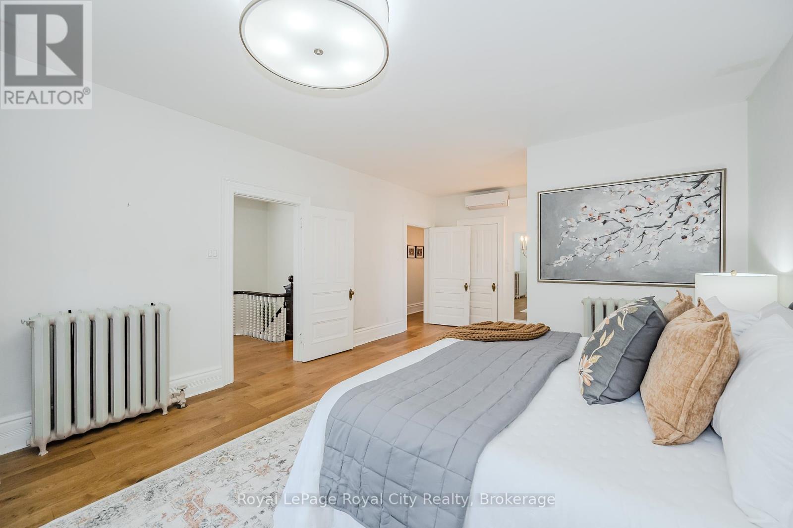 












138 DUBLIN STREET N

,
Guelph (Downtown),




Ontario
N1H4N7

