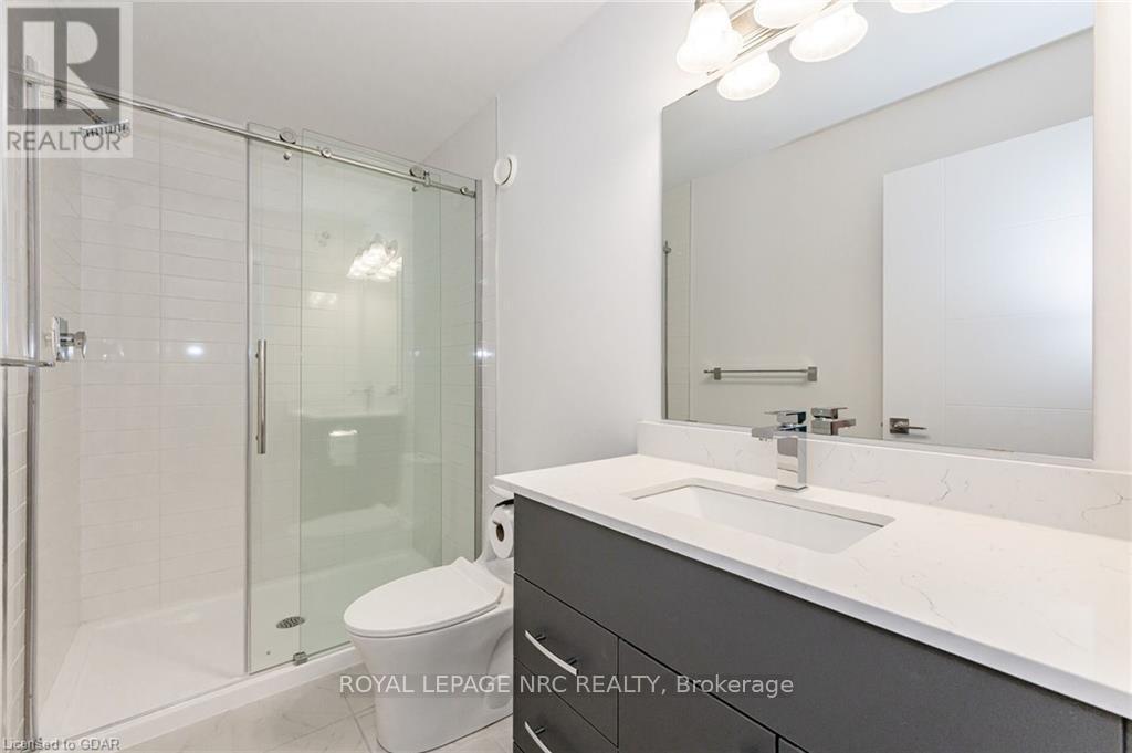 












47 LILY LANE

,
Guelph (Clairfields/Hanlon Business Park),




Ontario
N1L1E2

