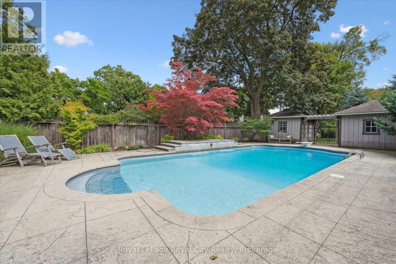 












66 GRANGE STREET

,
Guelph (St. George's),




Ontario
N1E2V2

