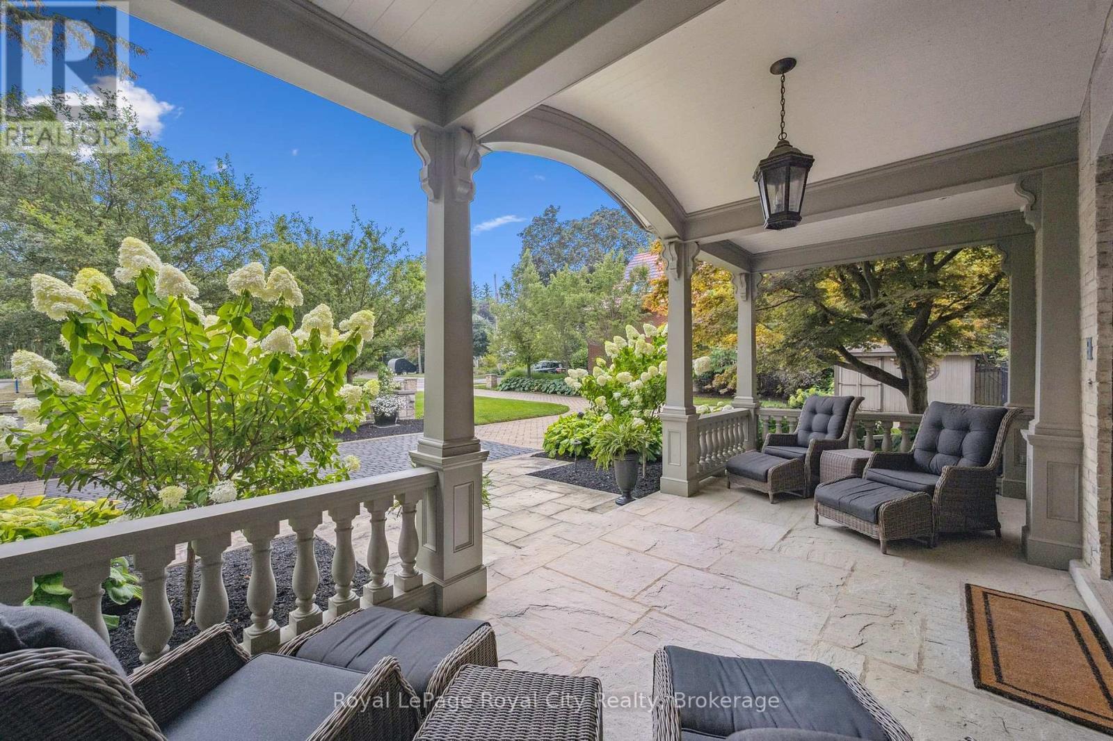 












66 GRANGE STREET

,
Guelph (St. George's),




Ontario
N1E2V2

