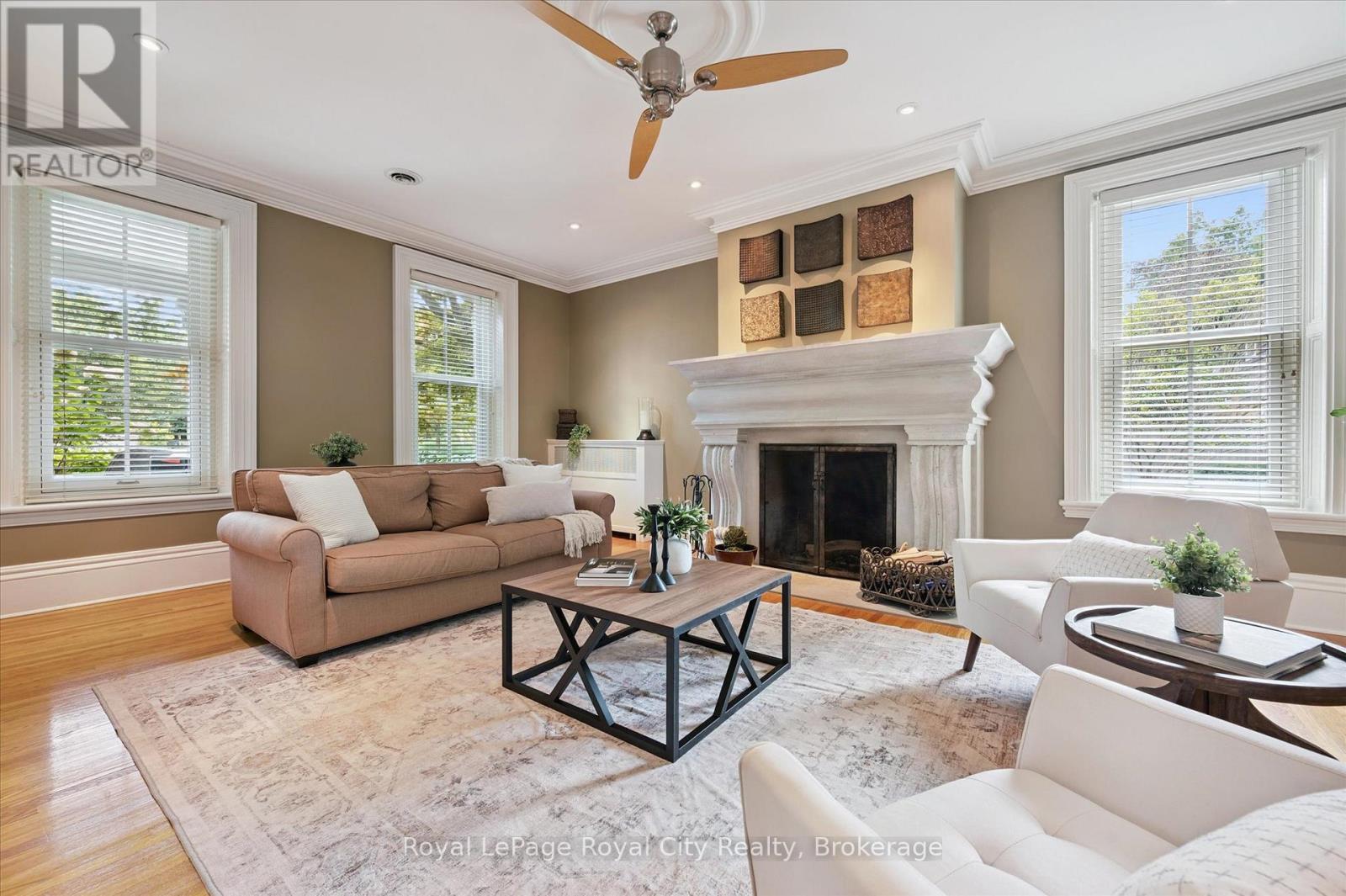 












66 GRANGE STREET

,
Guelph (St. George's),




Ontario
N1E2V2

