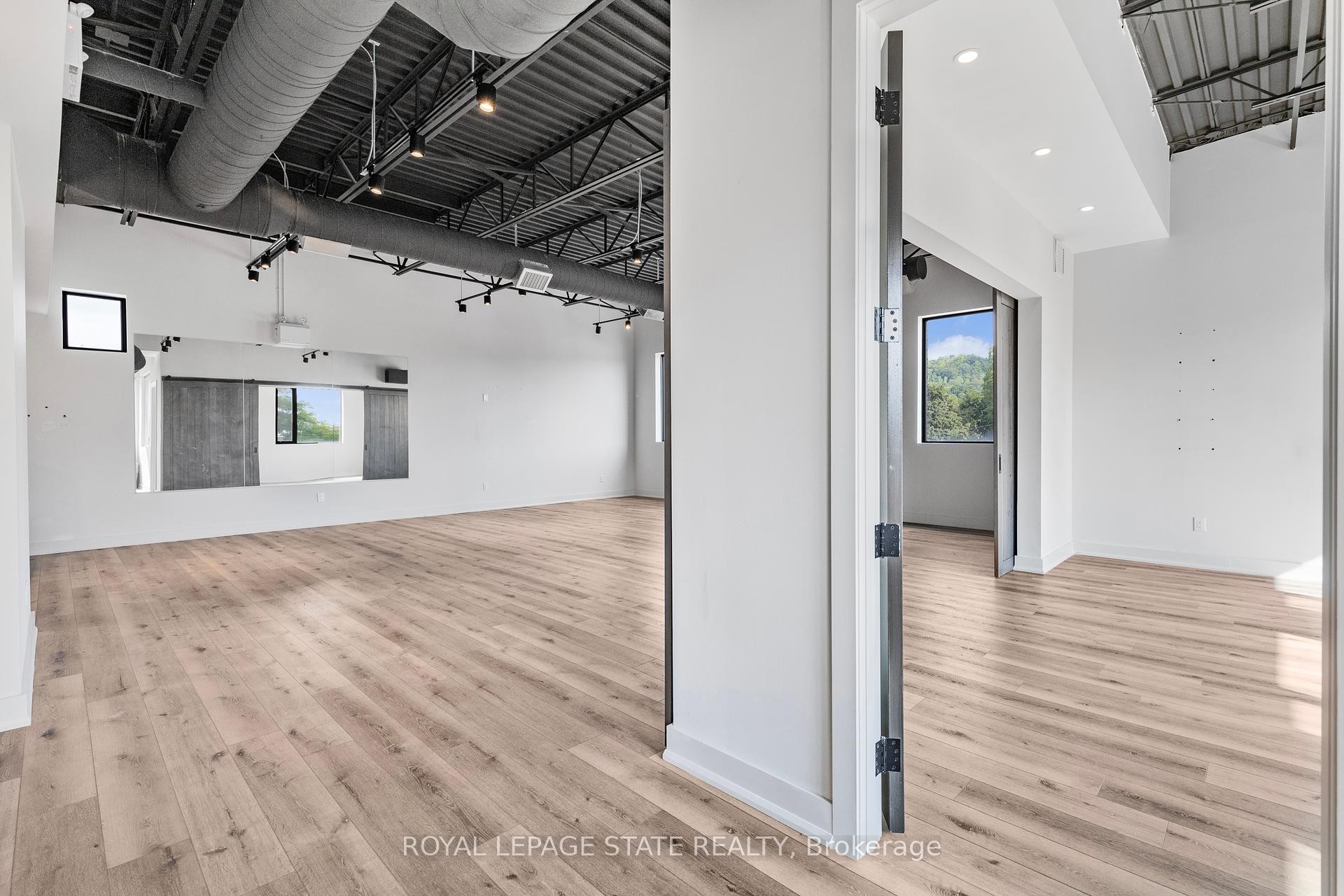 









112


King

Street West, Level 2 & 3,
Hamilton,




ON
L9H 1V2

