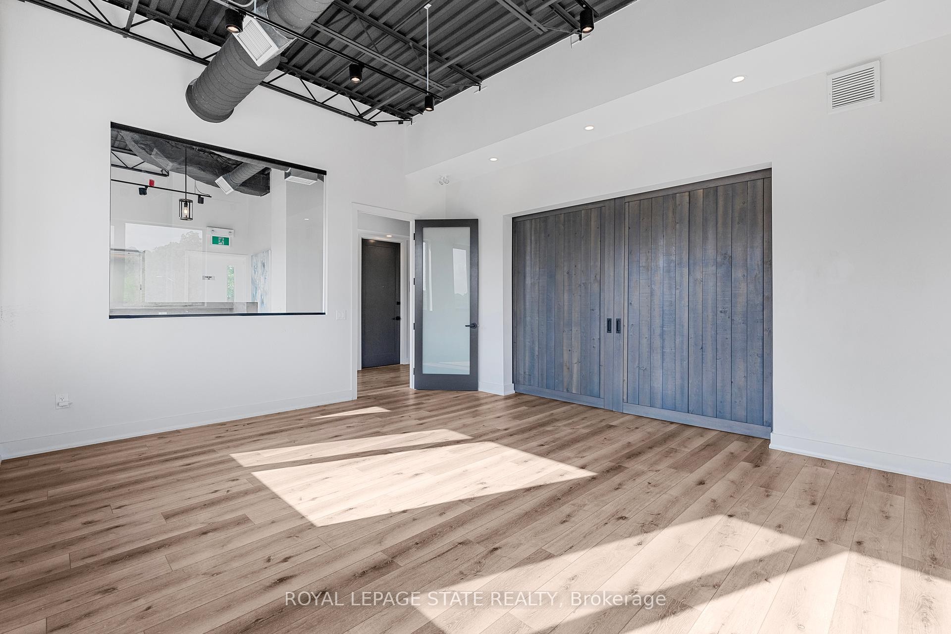 









112


King

Street West, Level 2 & 3,
Hamilton,




ON
L9H 1V2

