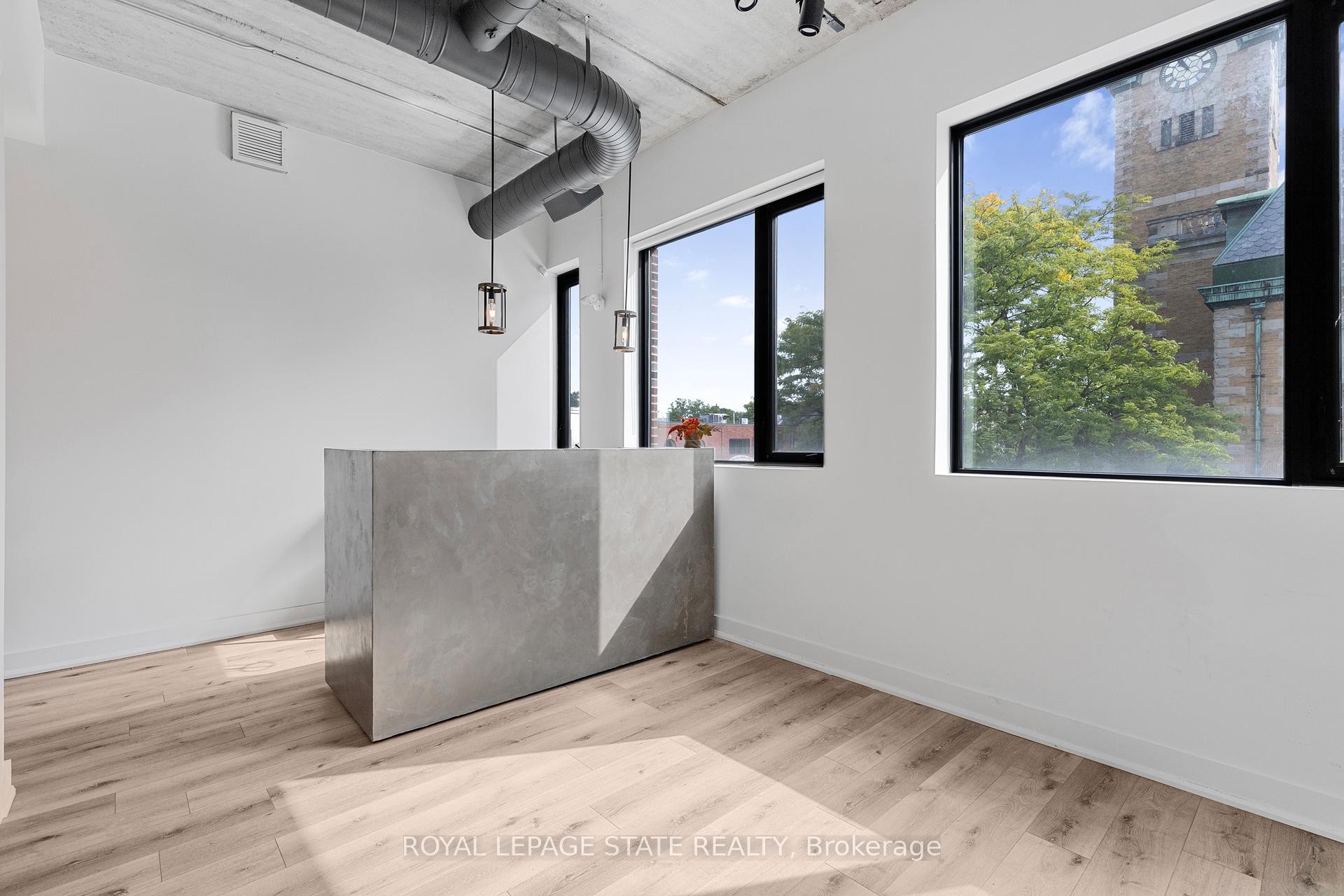 









112


King

Street West, Level 2 & 3,
Hamilton,




ON
L9H 1V2

