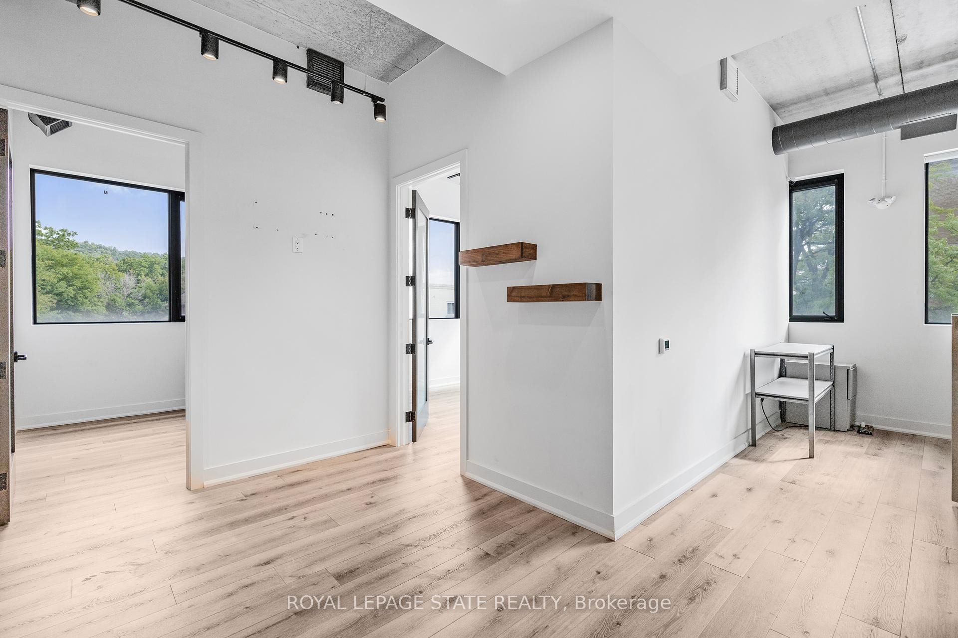 









112


King

Street West, Level 2 & 3,
Hamilton,




ON
L9H 1V2

