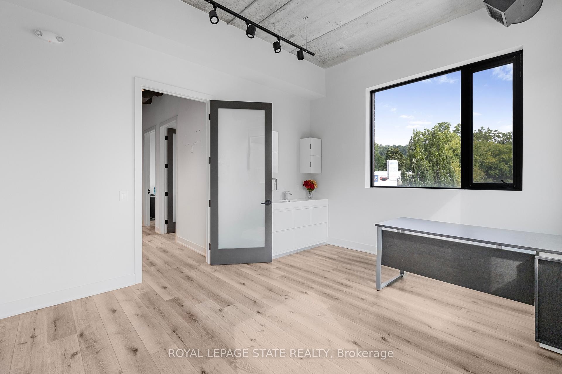 









112


King

Street West, Level 2 & 3,
Hamilton,




ON
L9H 1V2

