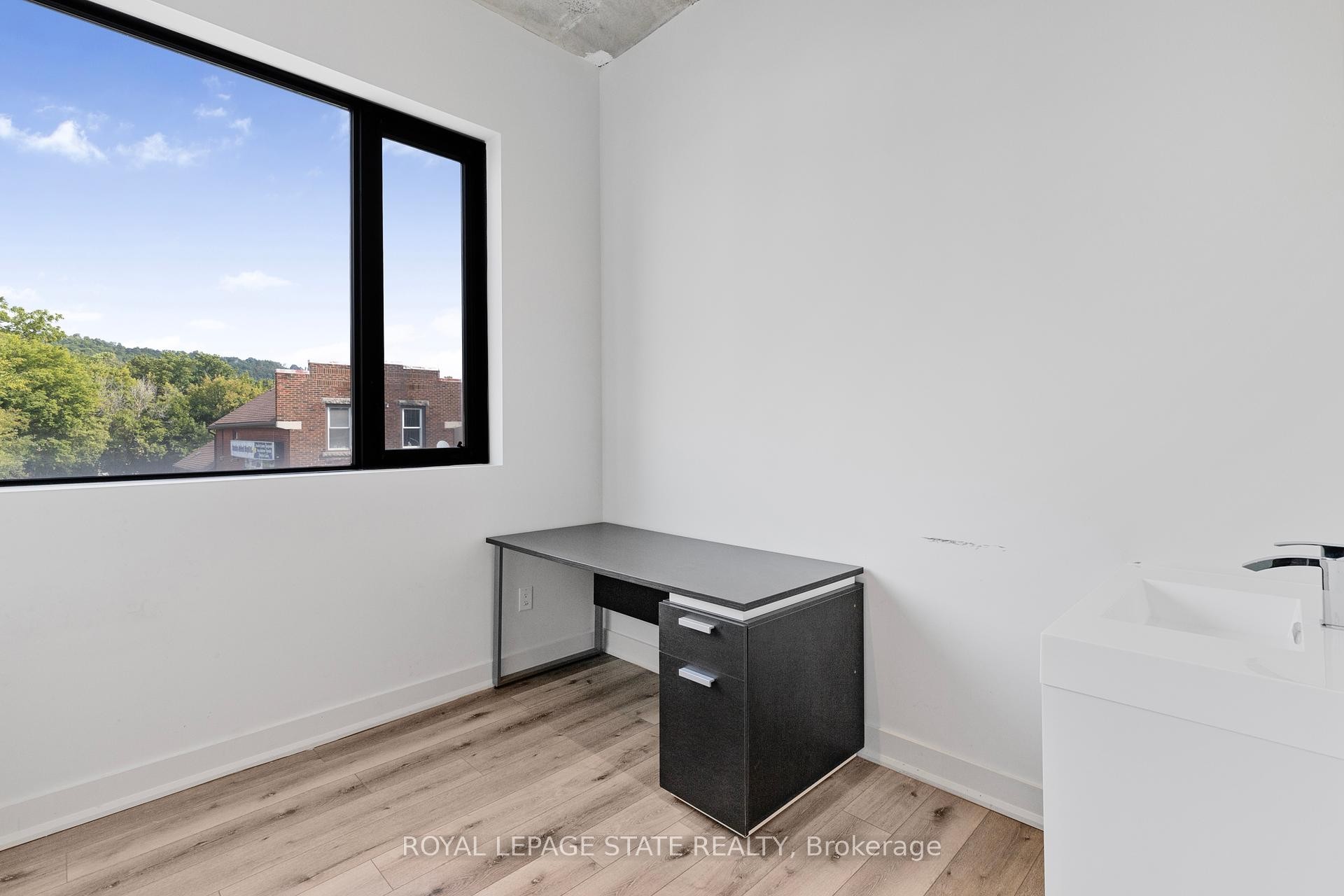 









112


King

Street West, Level 2 & 3,
Hamilton,




ON
L9H 1V2

