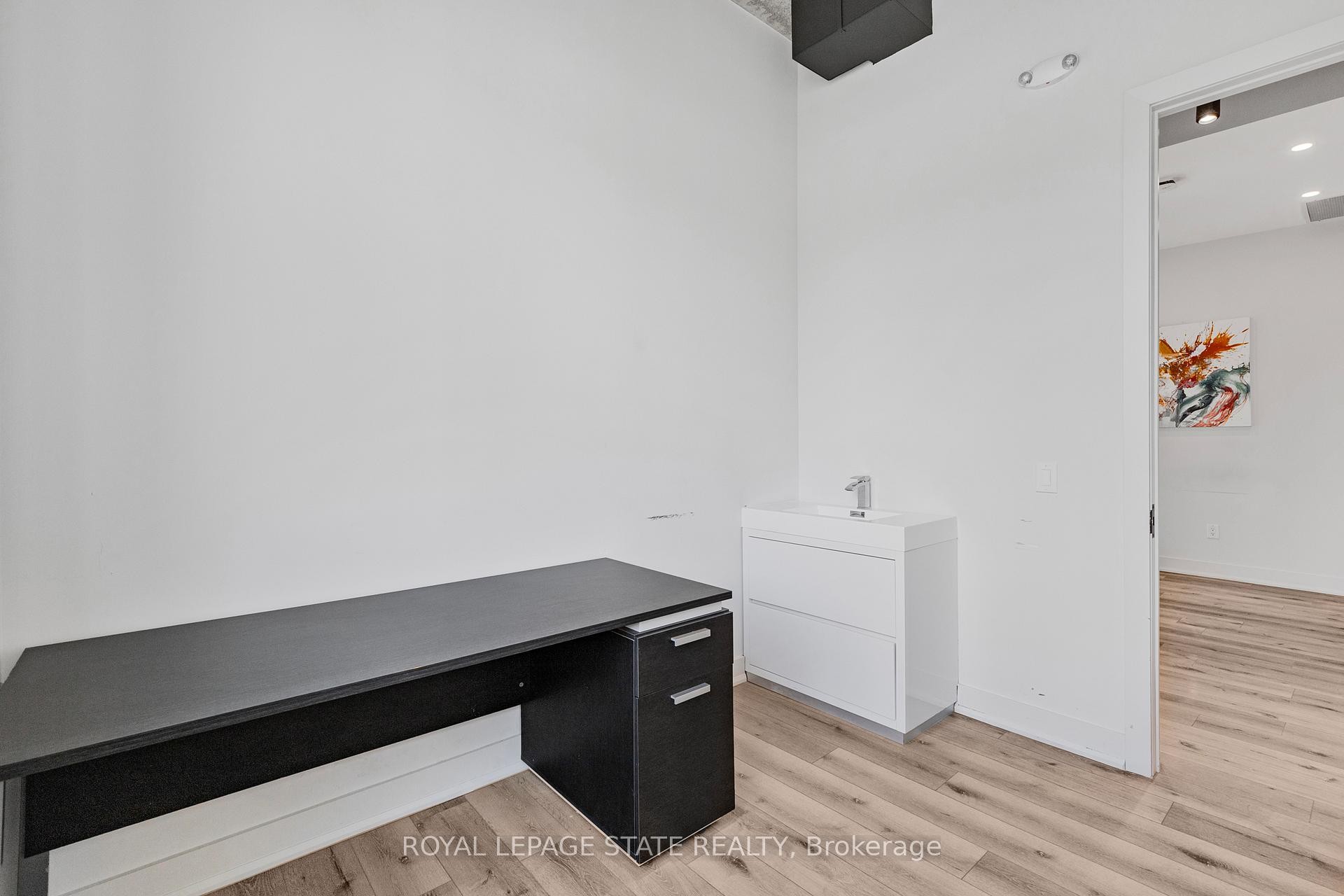 









112


King

Street West, Level 2 & 3,
Hamilton,




ON
L9H 1V2

