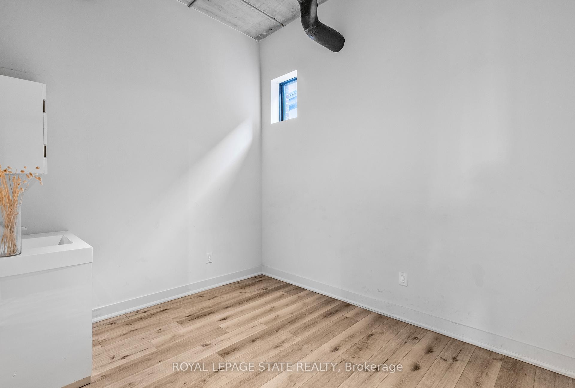 









112


King

Street West, Level 2 & 3,
Hamilton,




ON
L9H 1V2

