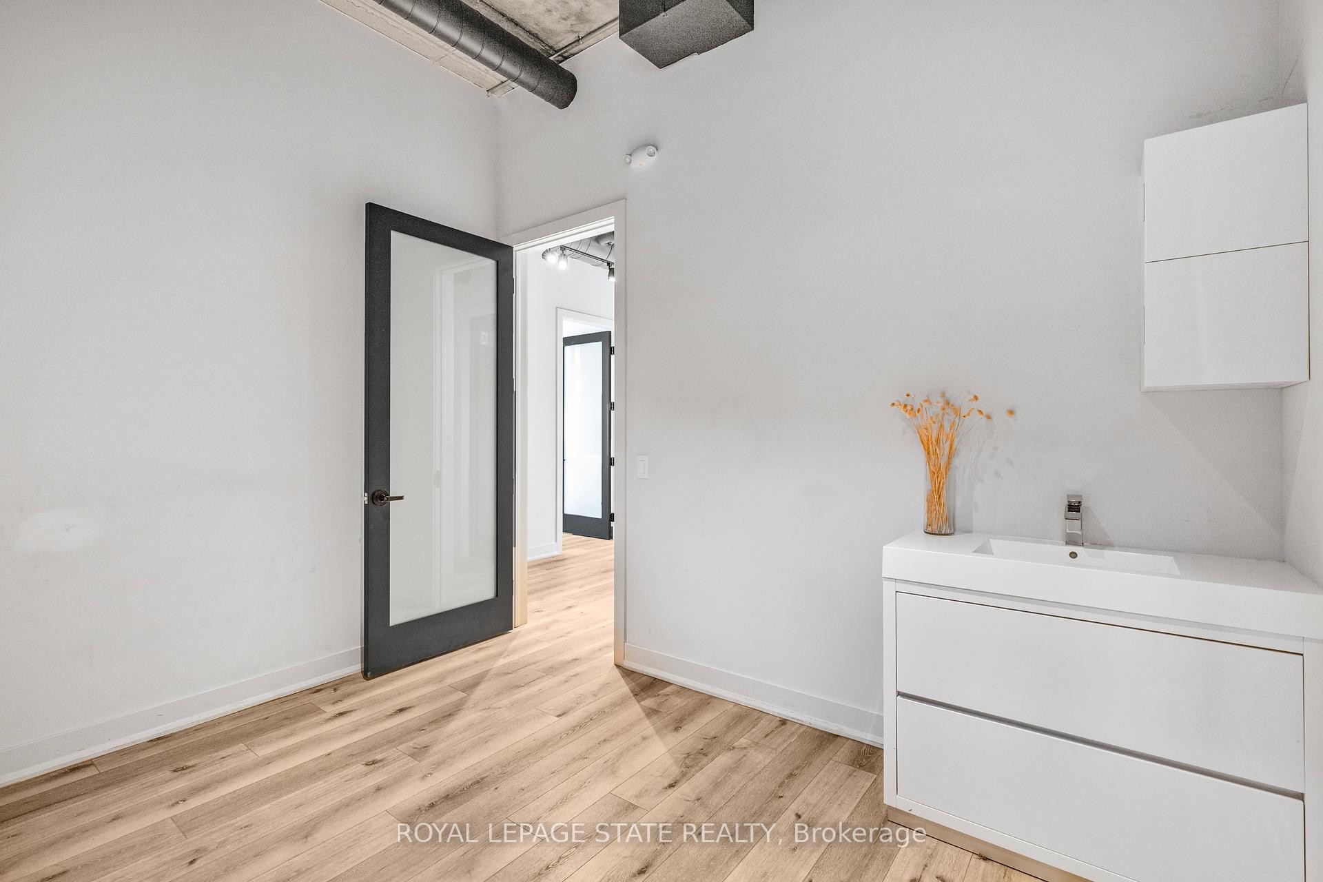 









112


King

Street West, Level 2 & 3,
Hamilton,




ON
L9H 1V2

