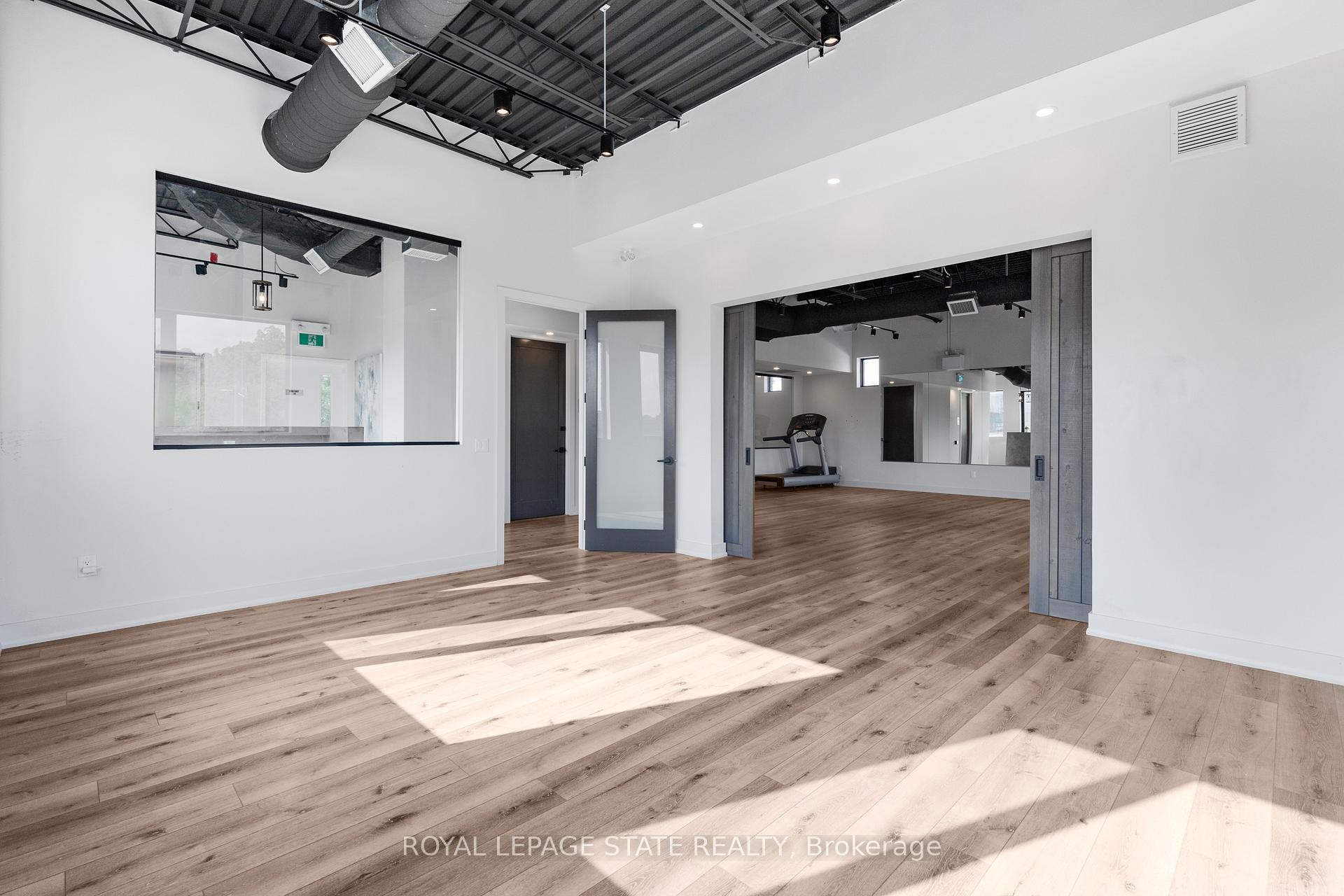 









112


King

Street West, Level 2 & 3,
Hamilton,




ON
L9H 1V2

