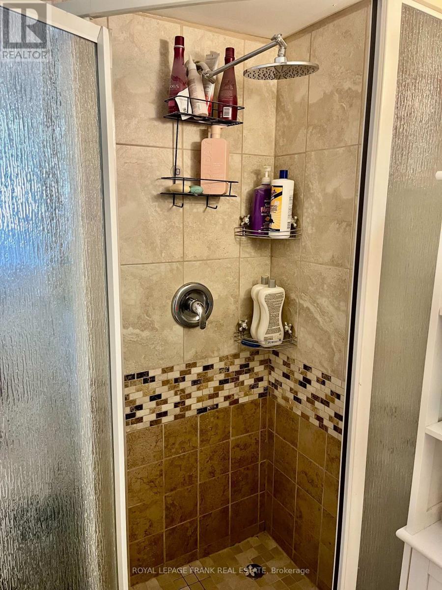 












1630 MUSCLOW GREENVIEW ROAD

,
Hastings Highlands (Monteagle Ward),




Ontario
K0L1C0

