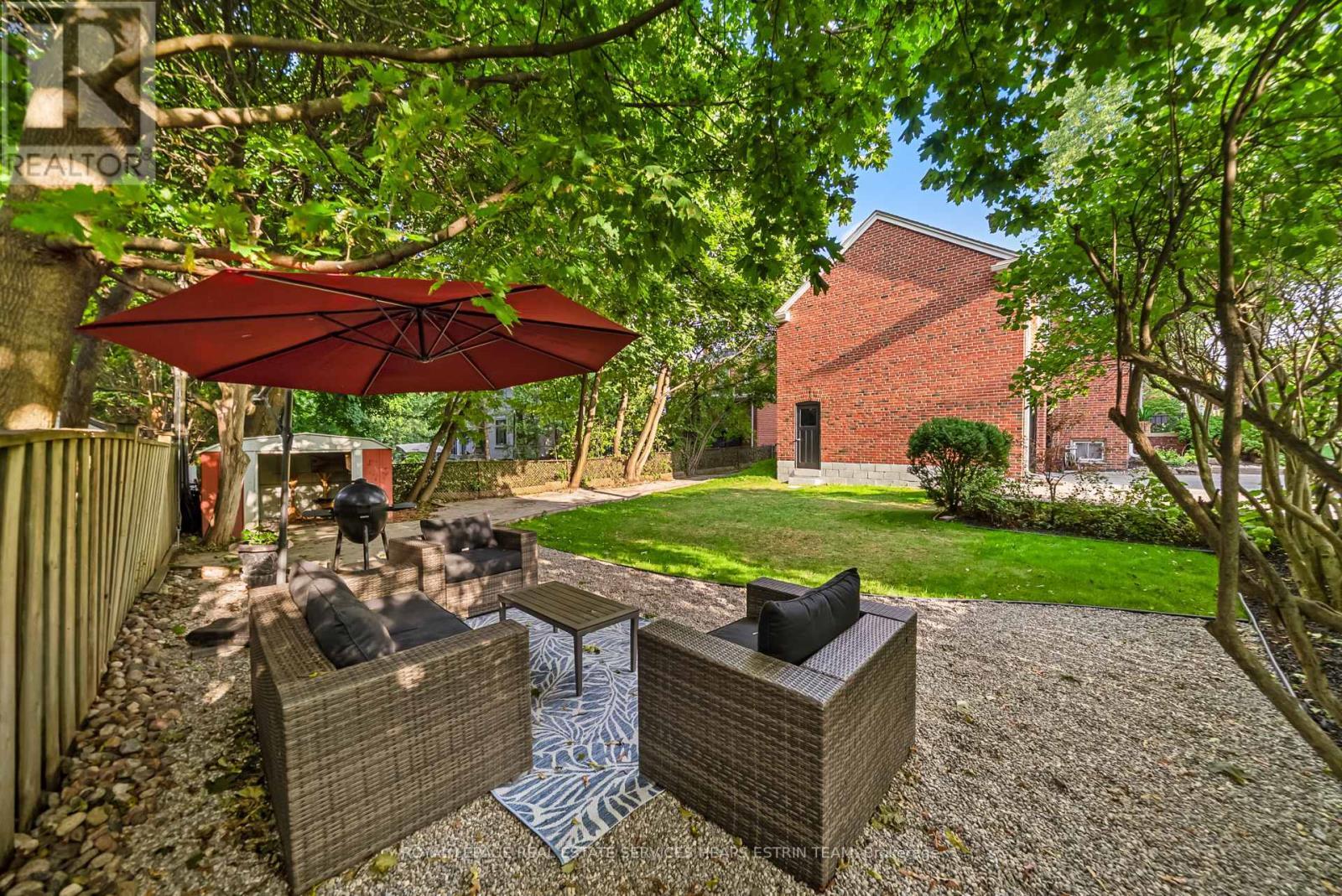 












212 YORK MILLS ROAD

,
Toronto,




Ontario
M2L1L1

