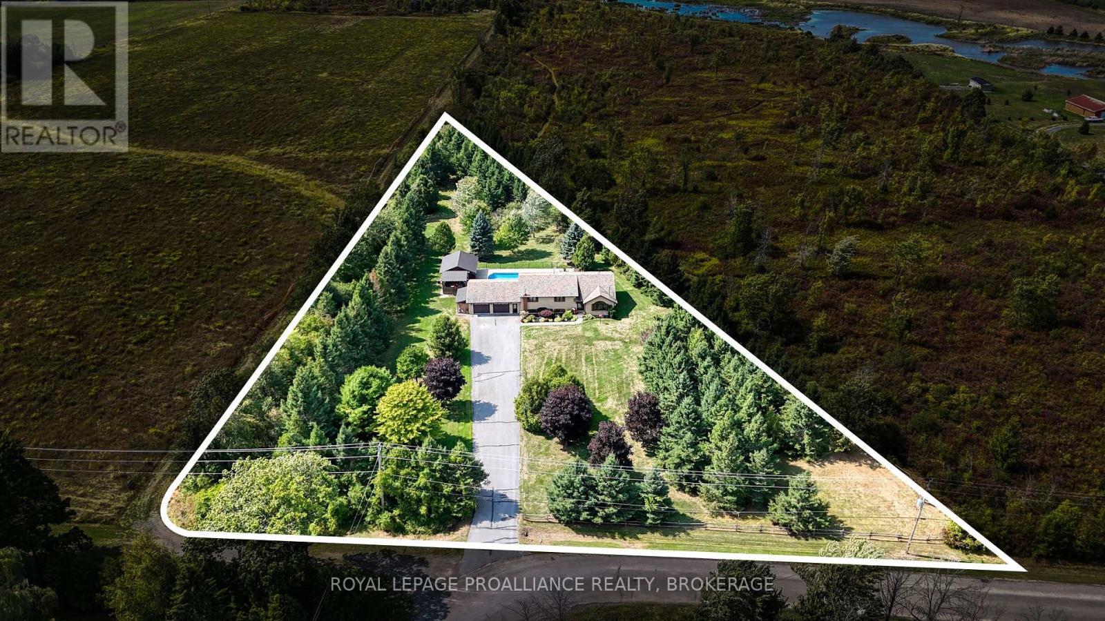 












1334 BUTTERNUT CREEK ROAD

,
Kingston (Kingston East (Incl CFB Kingston)),




Ontario
K7L4V3

