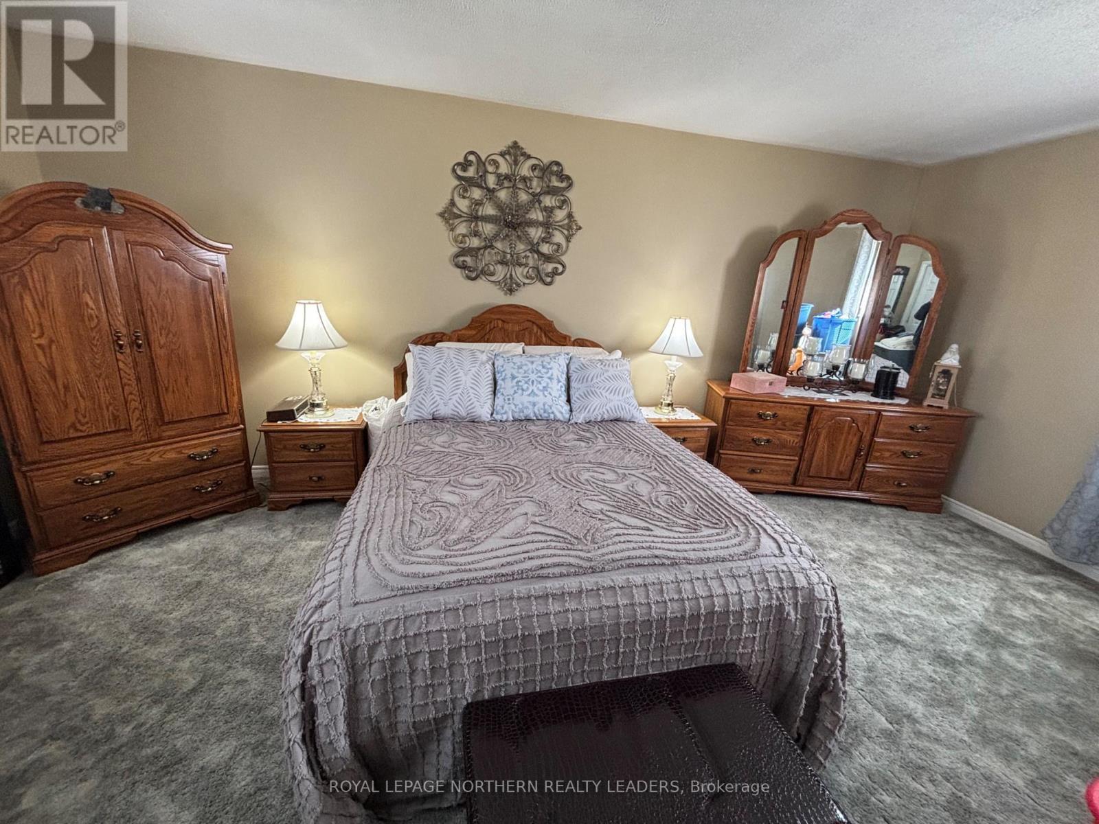 












411 TENTH AVENUE

,
Cochrane,




Ontario
P0L1C0

