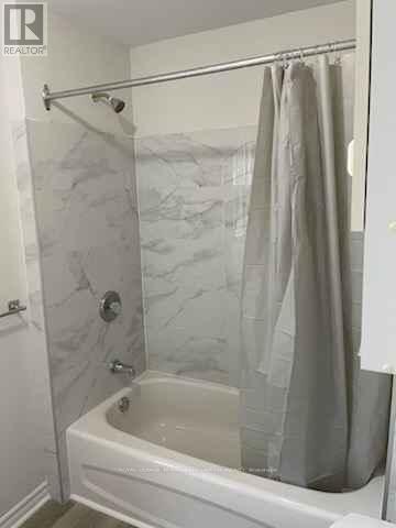 












UPPER - 85 SANFORD STREET

,
Barrie,




Ontario
L4N3C6

