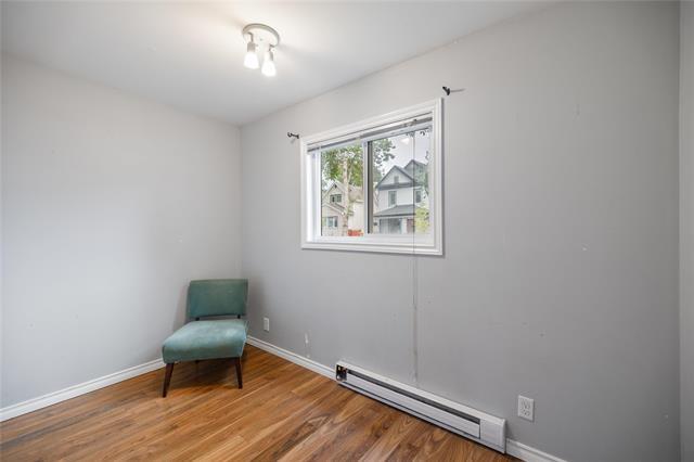 









394


Simcoe

ST,
Winnipeg,




MB
R3G 1W2

