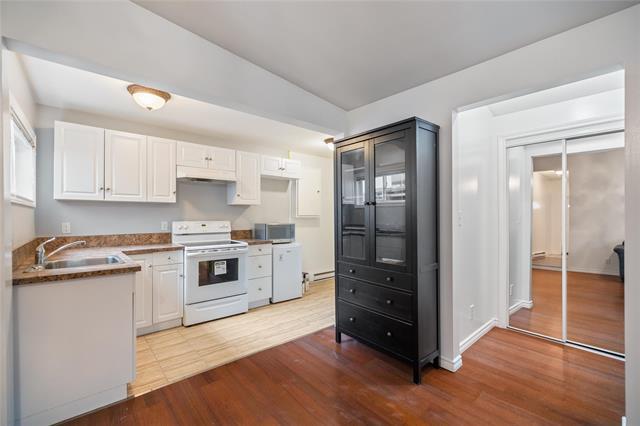 









394


Simcoe

ST,
Winnipeg,




MB
R3G 1W2

