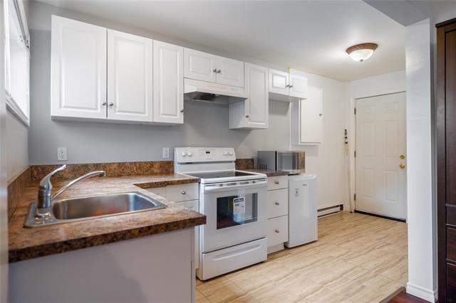 









394


Simcoe

ST,
Winnipeg,




MB
R3G 1W2


