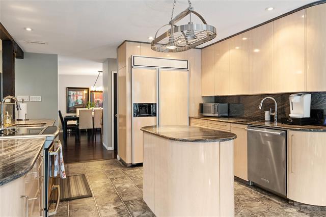 









1788


Henderson

HWY,
Winnipeg,




MB
R2G 3V3

