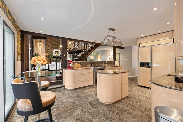 









1788


Henderson

HWY,
Winnipeg,




MB
R2G 3V3

