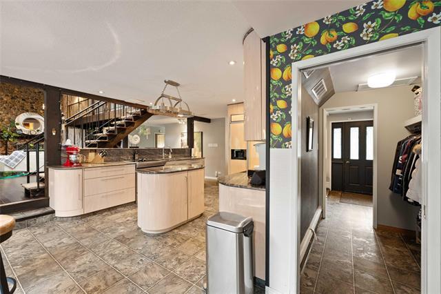 









1788


Henderson

HWY,
Winnipeg,




MB
R2G 3V3

