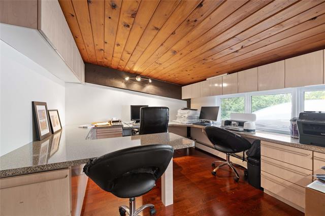 









1788


Henderson

HWY,
Winnipeg,




MB
R2G 3V3

