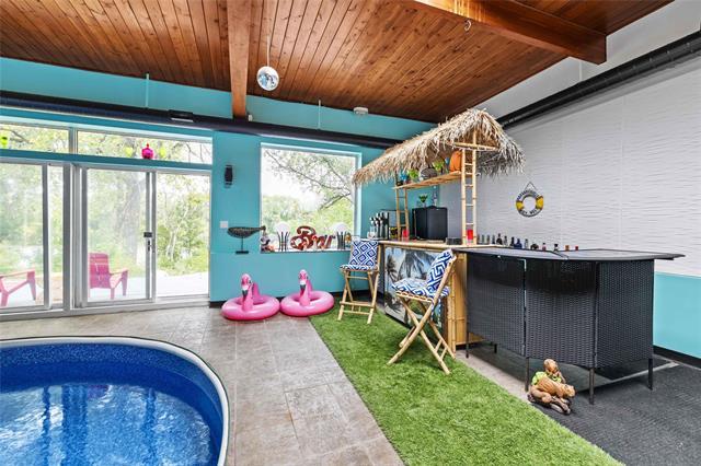 









1788


Henderson

HWY,
Winnipeg,




MB
R2G 3V3

