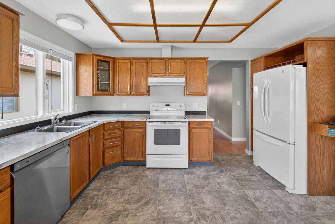 









1201


Cameron

Avenue, 68,
Kelowna,




BC
V1W 3R8

