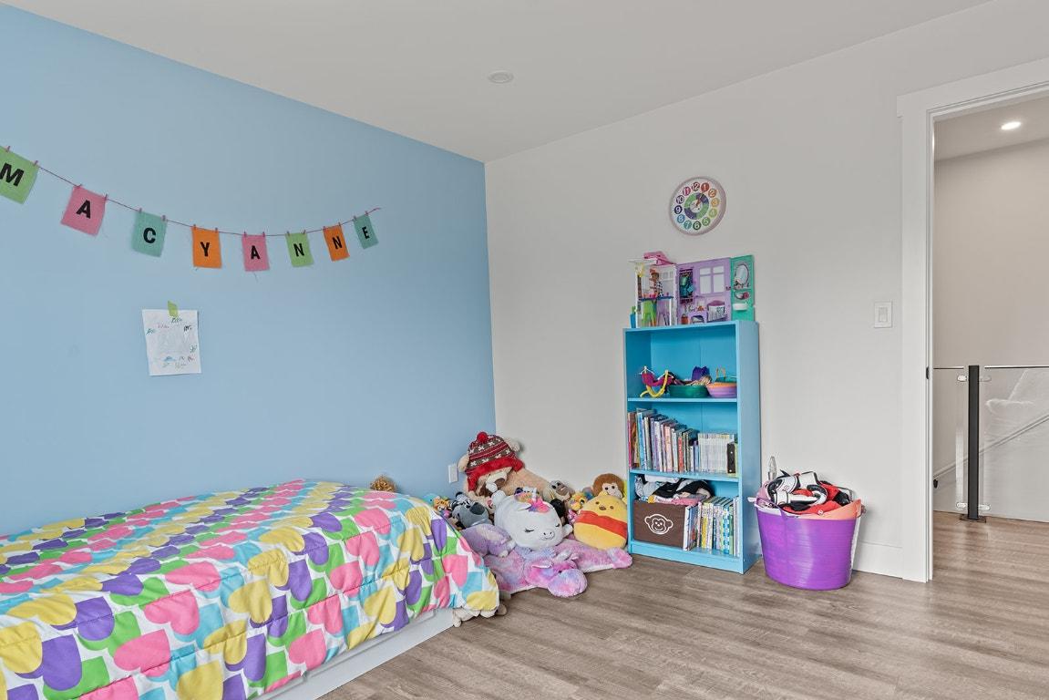 









1441


20

Avenue, 1,
Salmon Arm,




BC
V1E 2M9

