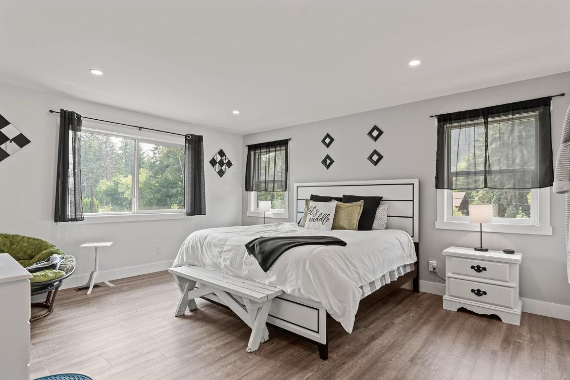 









1441


20

Avenue, 1,
Salmon Arm,




BC
V1E 2M9

