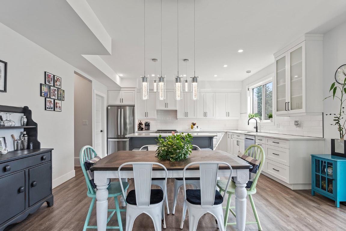 









1441


20

Avenue, 1,
Salmon Arm,




BC
V1E 2M9

