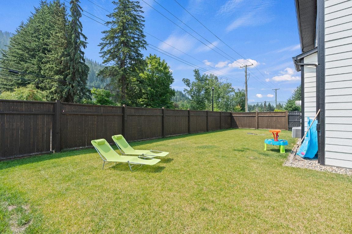 









1441


20

Avenue, 1,
Salmon Arm,




BC
V1E 2M9

