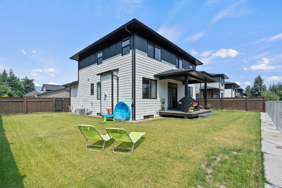 









1441


20

Avenue, 1,
Salmon Arm,




BC
V1E 2M9

