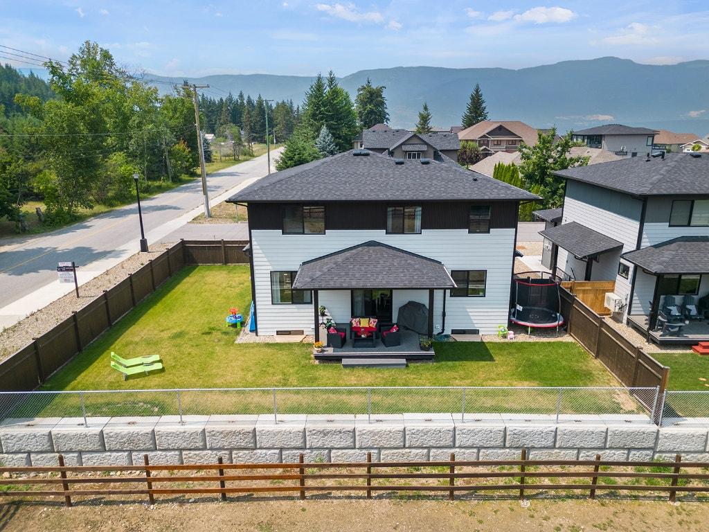 









1441


20

Avenue, 1,
Salmon Arm,




BC
V1E 2M9

