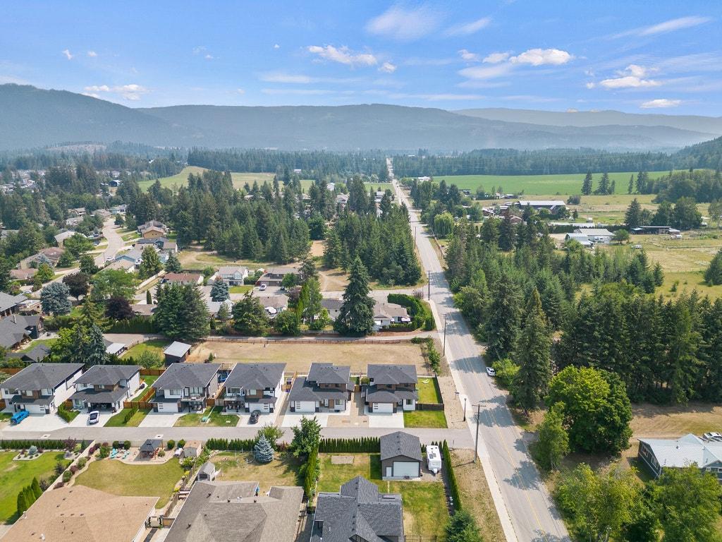 









1441


20

Avenue, 1,
Salmon Arm,




BC
V1E 2M9

