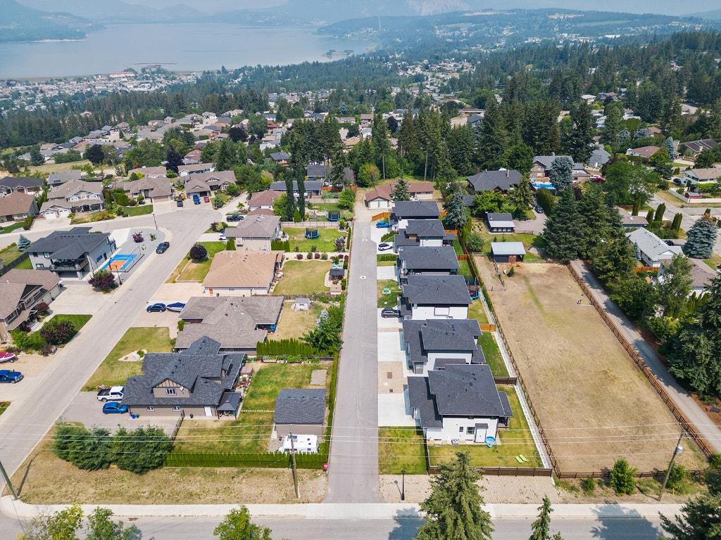 









1441


20

Avenue, 1,
Salmon Arm,




BC
V1E 2M9

