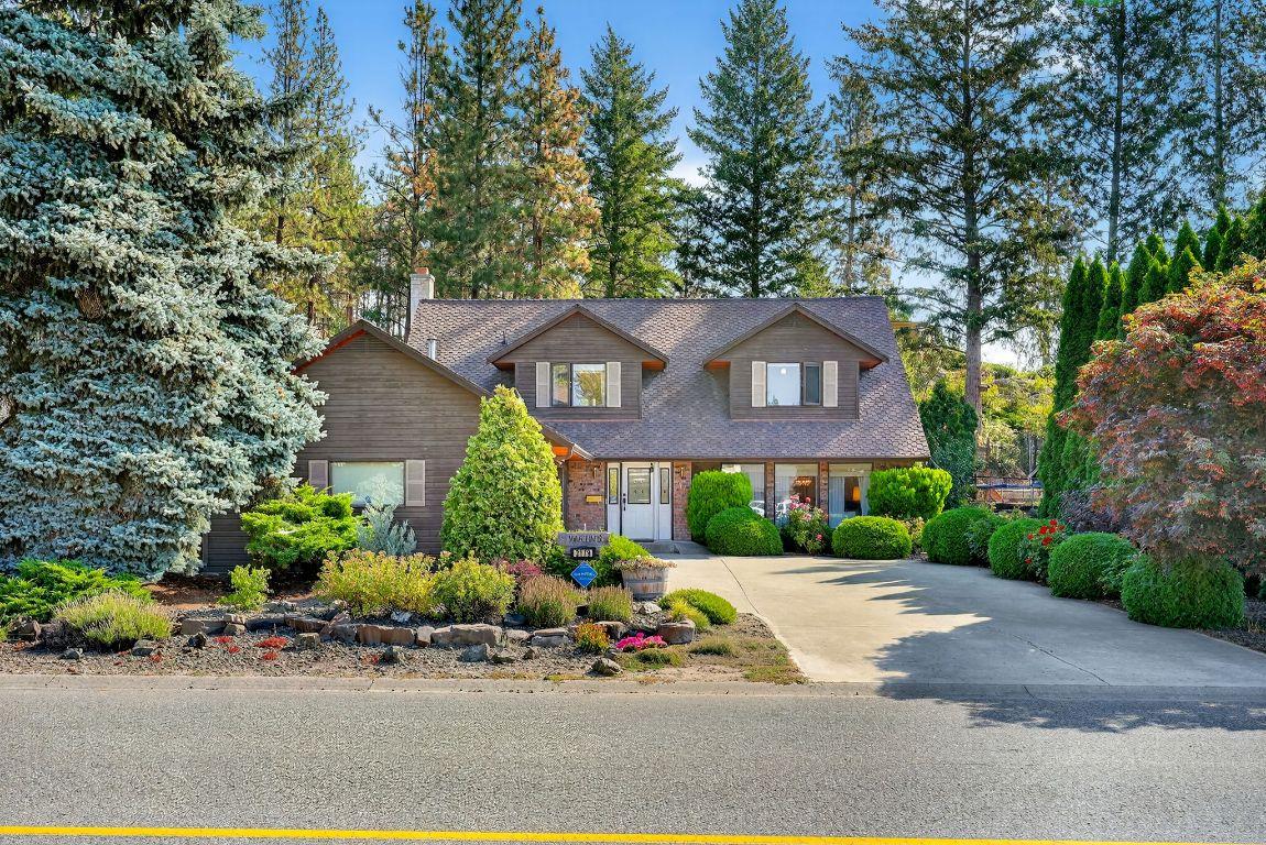 









3179


Woodstock

Drive,
West Kelowna,




BC
V4T 1S2

