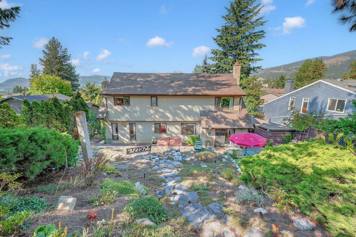 









3179


Woodstock

Drive,
West Kelowna,




BC
V4T 1S2

