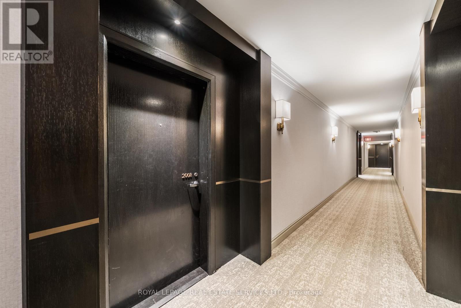 












2008 - 175 CUMBERLAND STREET

,
Toronto,




Ontario
M5R3M9

