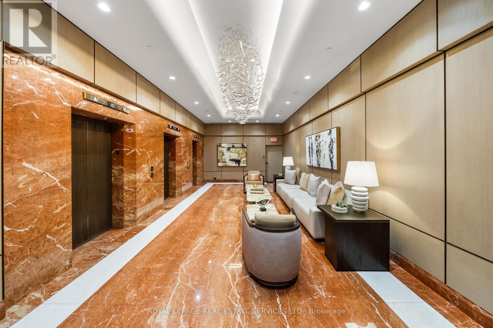 












2008 - 175 CUMBERLAND STREET

,
Toronto,




Ontario
M5R3M9

