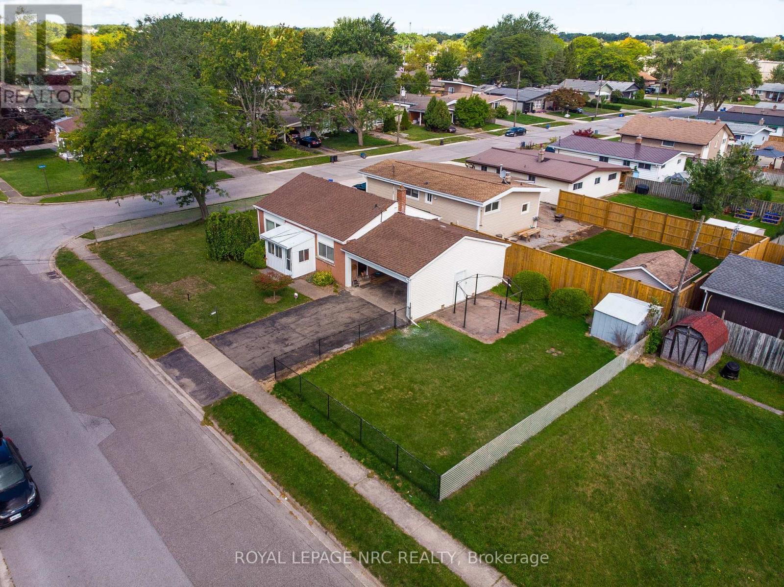 












6809 JILL DRIVE

,
Niagara Falls (Oldfield),




Ontario
L2G3J4

