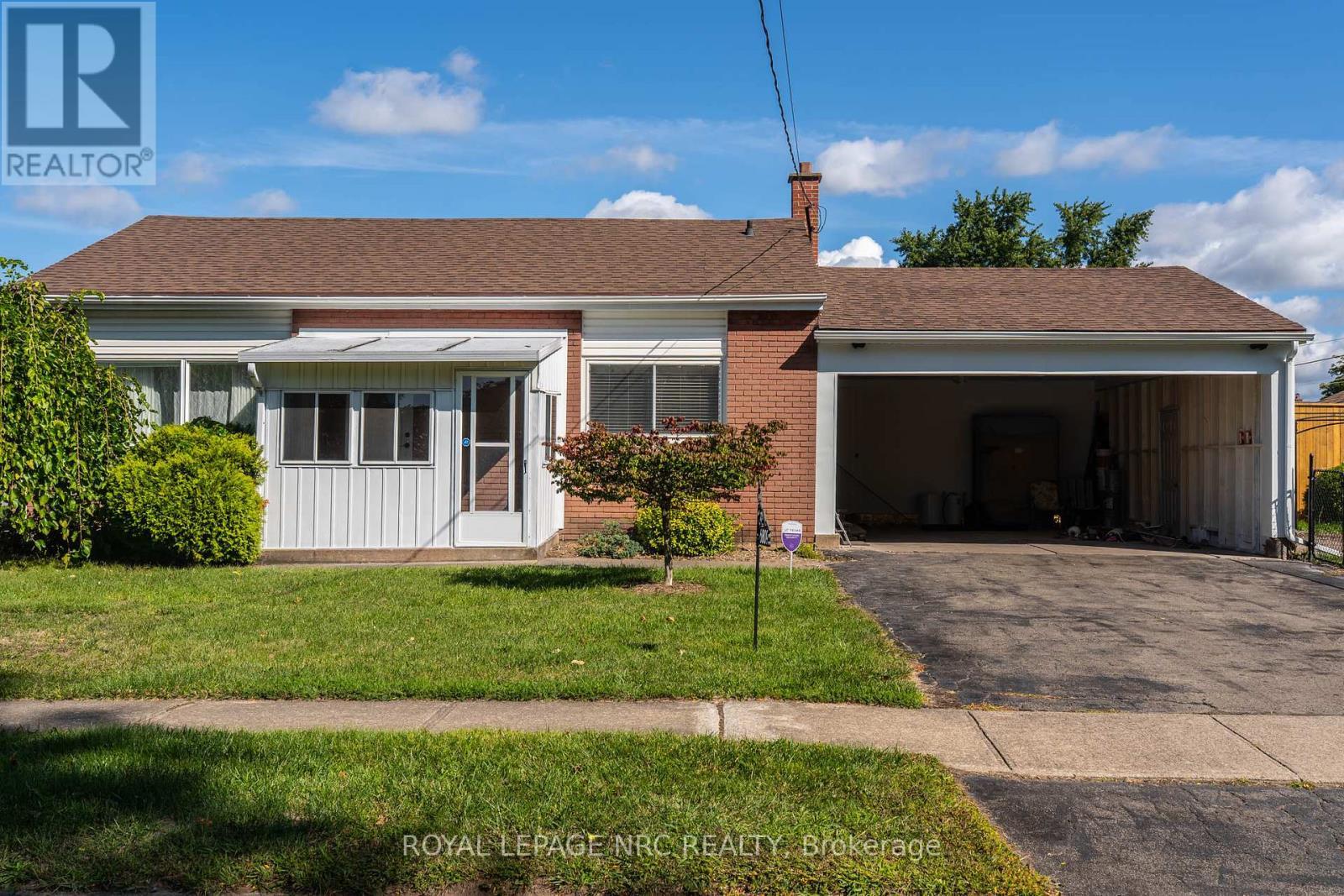 












6809 JILL DRIVE

,
Niagara Falls (Oldfield),




Ontario
L2G3J4

