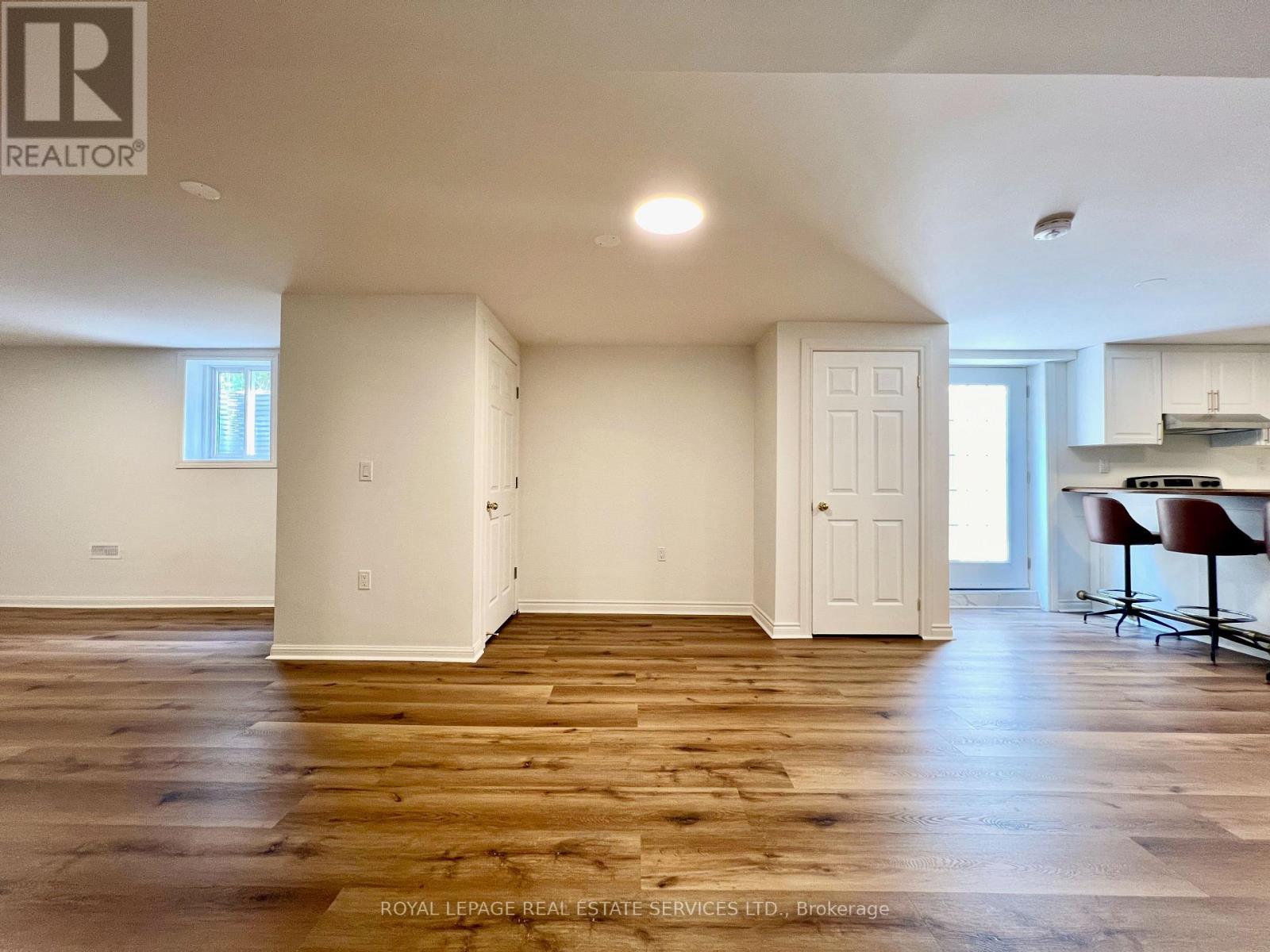 












1450 GREENBRIAR DRIVE

,
Oakville,




Ontario
L6M1Z3

