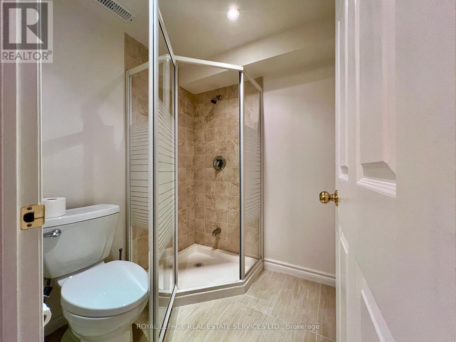 












1450 GREENBRIAR DRIVE

,
Oakville,




Ontario
L6M1Z3

