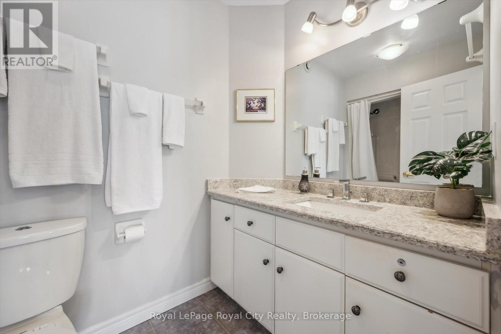 












105 RIVERWALK PLACE

,
Guelph/Eramosa (Rockwood),




Ontario
N0B2K0

