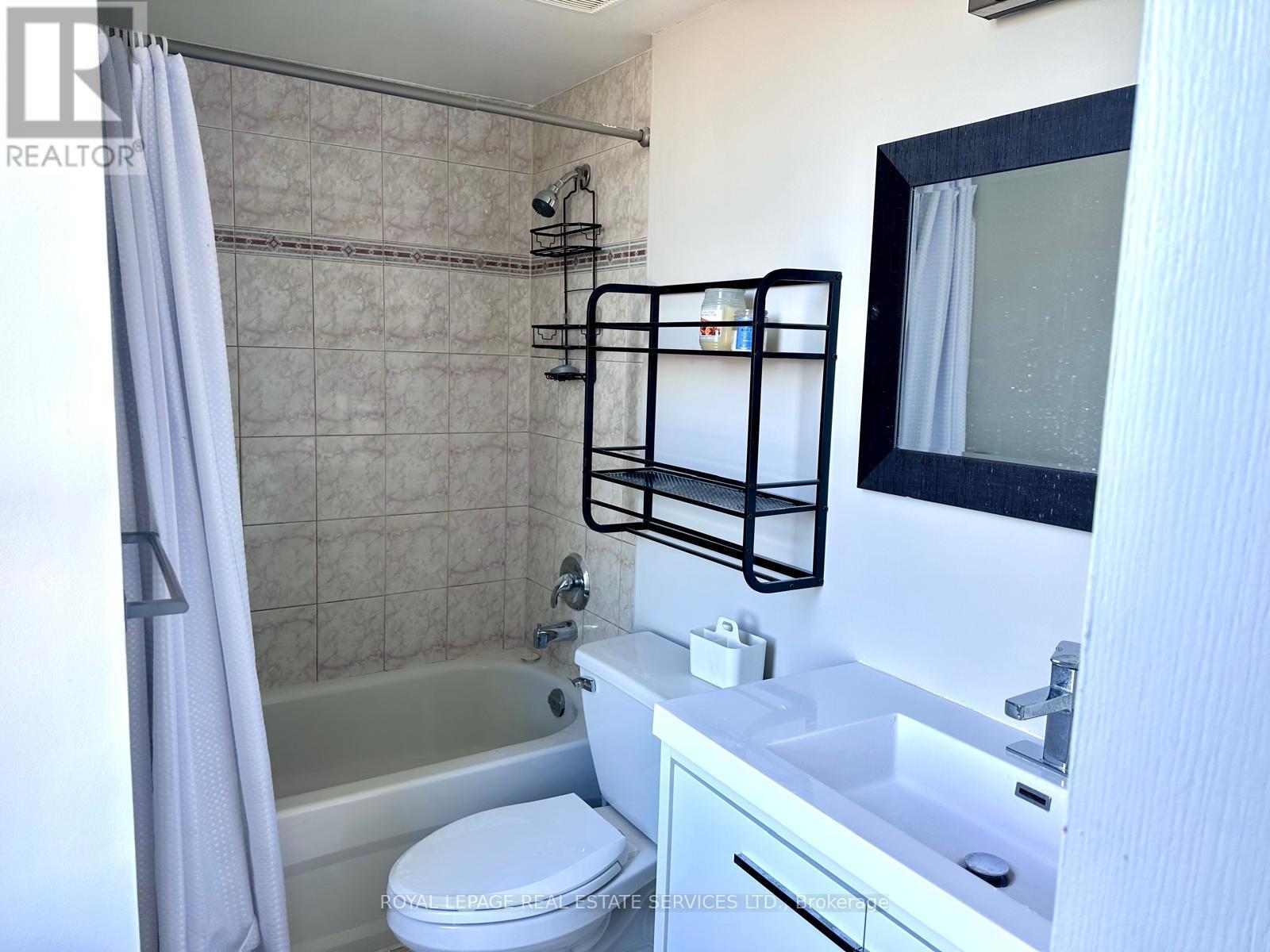 












1410 - 20 MISSISSAUGA VALLEY BOULEVARD NW

,
Mississauga,




Ontario
L5A3S1

