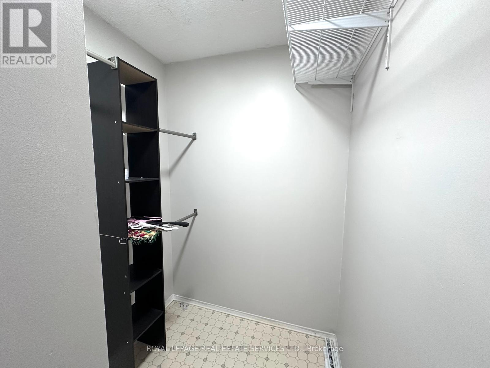












1410 - 20 MISSISSAUGA VALLEY BOULEVARD NW

,
Mississauga,




Ontario
L5A3S1

